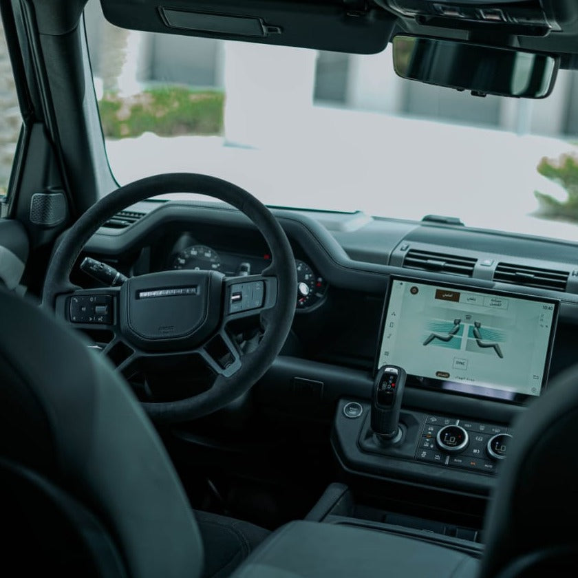 Range Rover Defender 2023 V8