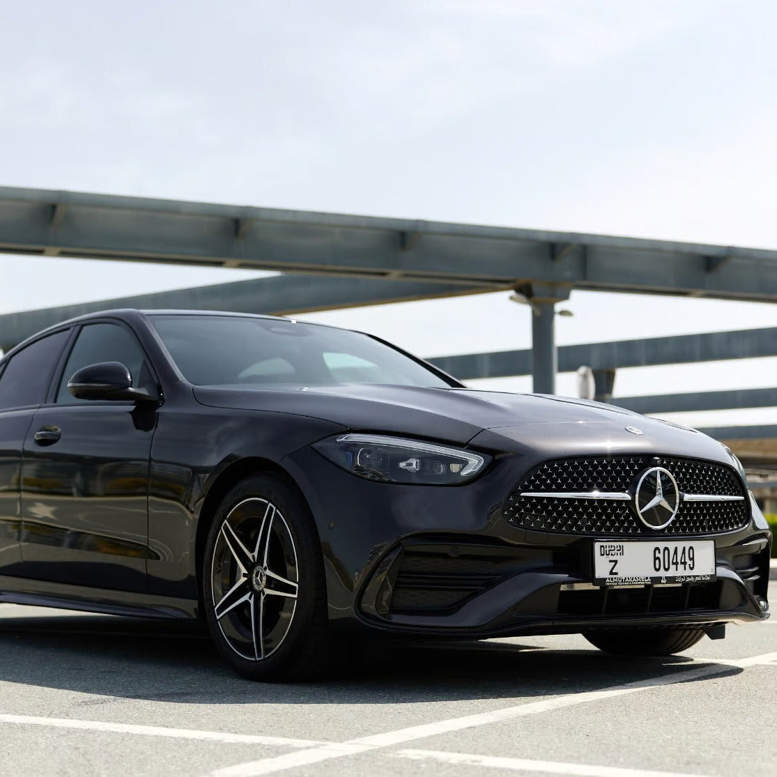 Mercedes C200 Black 2023
