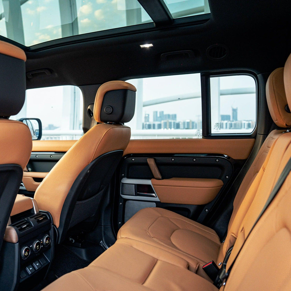 Range Rover Defender 2023 - Sydney Luxury Car Rental