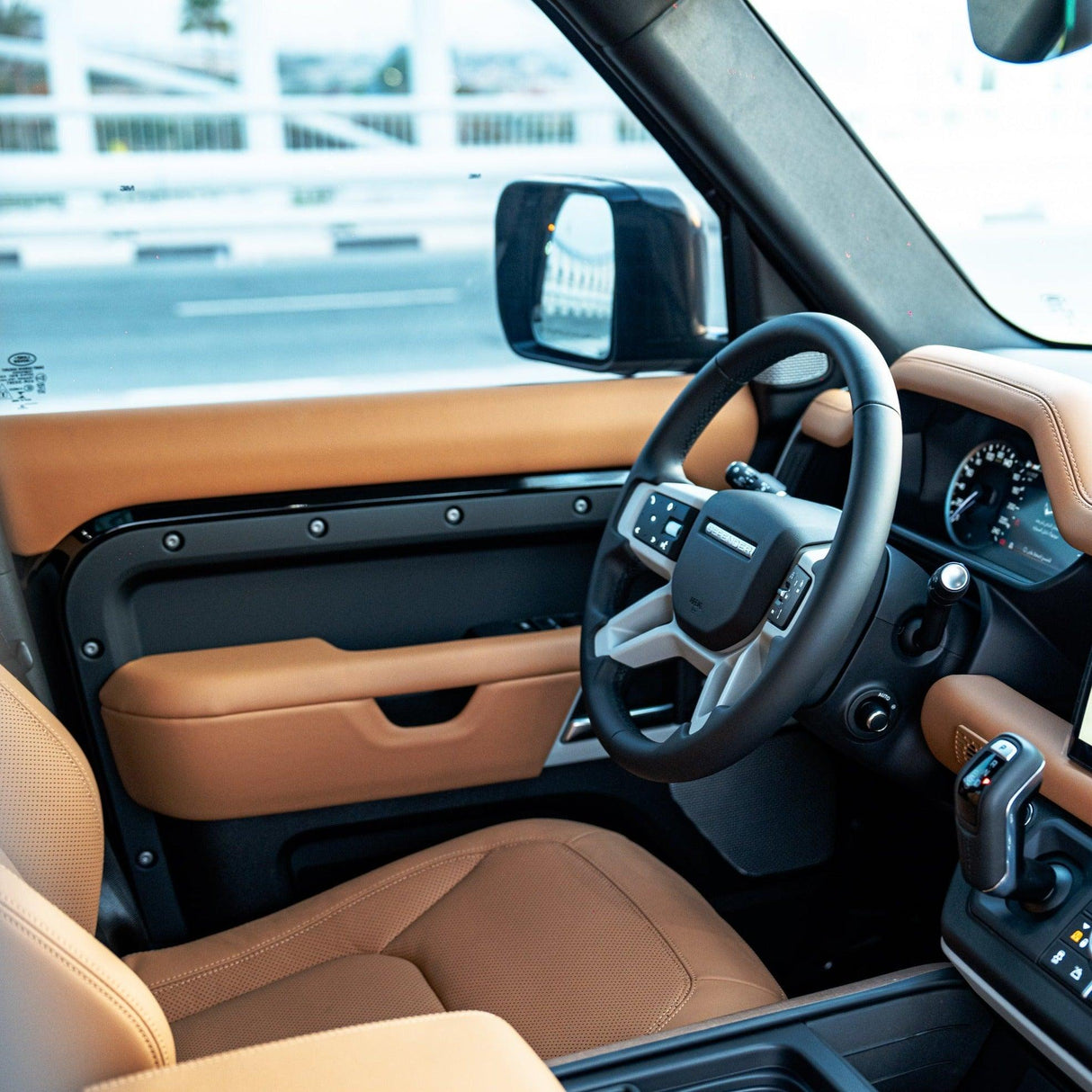 Range Rover Defender 2023 - Sydney Luxury Car Rental